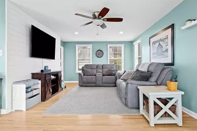 1335 Maplewood Cir, South Strabane, PA 15301 - Photo 6