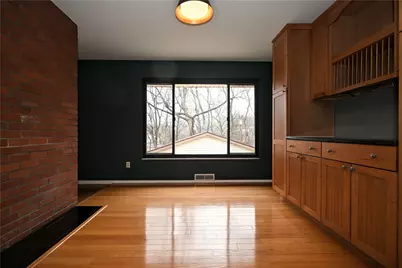 26 Terrace Dr, Green Tree, PA 15205 - Photo 10