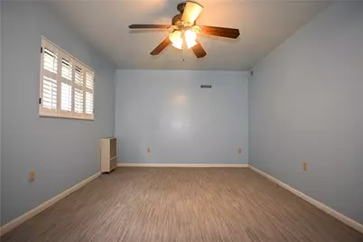 26 Terrace Dr, Green Tree, PA 15205 - Photo 24