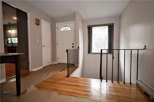 26 Terrace Dr, Green Tree, PA 15205 - Photo 4