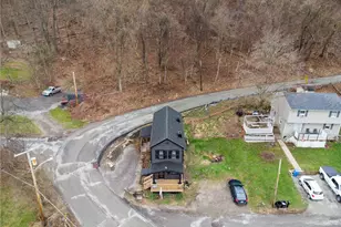 330 Braeburn Rd, Lower Burrell, PA 15068 - Photo 28