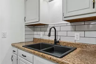 330 Braeburn Rd, Lower Burrell, PA 15068 - Photo 16