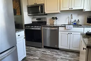 32 Glenview Ave, Greensburg, PA 15601 - Photo 10