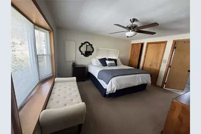 32 Glenview Ave, Greensburg, PA 15601 - Photo 12