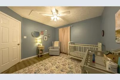 163 Valley View Dr, Rostraver, PA 15012 - Photo 22