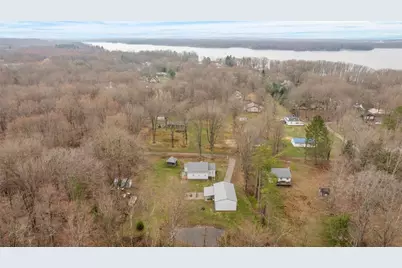 1994 Emerson Ave, Shenango, PA 16134 - Photo 12