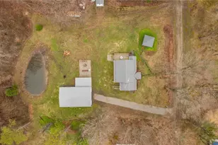 1994 Emerson Ave, Shenango, PA 16134 - Photo 18