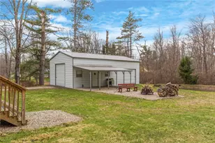 1994 Emerson Ave, Shenango, PA 16134 - Photo 10