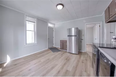 125 Jefferson St, Evans City, PA 16033 - Photo 16