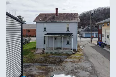 125 Jefferson St, Evans City, PA 16033 - Photo 4