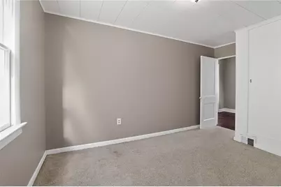 303 Reifert St, Pittsburgh, PA 15210 - Photo 18