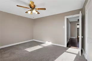 303 Reifert St, Pittsburgh, PA 15210 - Photo 24