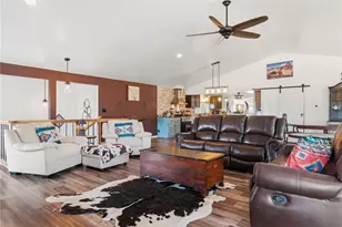 27 Bock Ln, Baden, PA 15005 - Photo 24