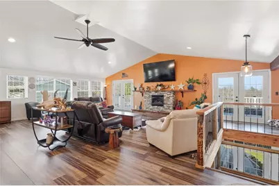 27 Bock Ln, Baden, PA 15005 - Photo 18