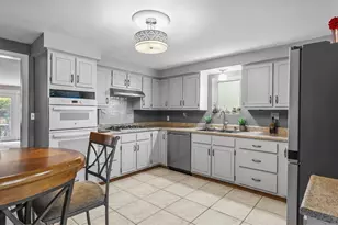 341 E McMurray Rd, Peters Township, PA 15317 - Photo 8