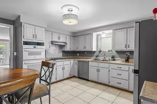 341 E McMurray Rd, Peters Township, PA 15317 - Photo 8