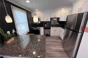 1875 Linton St, Pittsburgh, PA 15219 - Photo 12