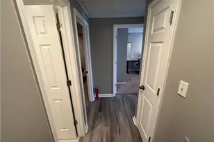 1875 Linton St, Pittsburgh, PA 15219 - Photo 14