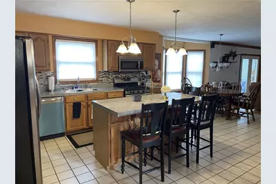 533 Austin St, Hempfield Township, PA 15601 - Photo 8