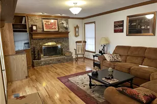 533 Austin St, Hempfield Township, PA 15601 - Photo 10