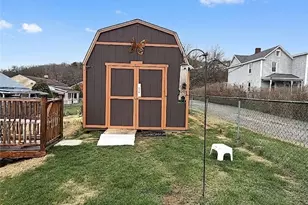 182 Margaretta St, Carnegie, PA 15106 - Photo 14