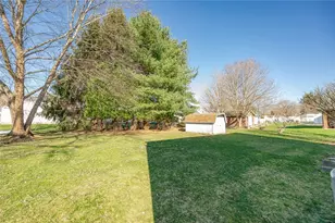 318 Garden Ave, Grove City Boro, PA 16127 - Photo 32