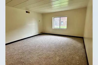 210 Electric Ave #B1, East Pittsburgh, PA 15112 - Photo 4