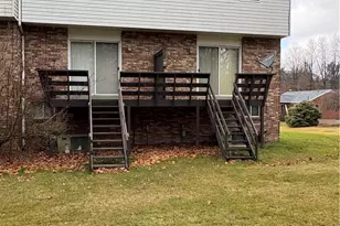 110 Yale Dr, Lower Burrell, PA 15068 - Photo 6