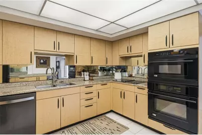 111 Grandview Ave #403, Pittsburgh, PA 15211 - Photo 24