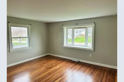 746 Castle St, New Castle, PA 16101 - Photo 10