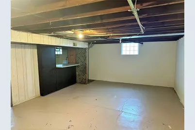 746 Castle St, New Castle, PA 16101 - Photo 24