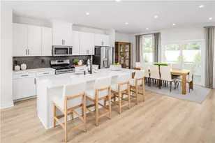 108 Scenic Ridge Dr, Robinson Twp, PA 15205 - Photo 4