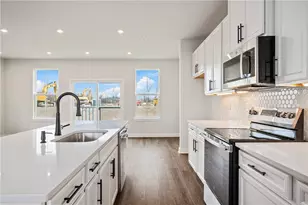 108 Scenic Ridge Dr, Robinson Twp, PA 15205 - Photo 16