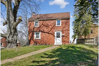 624 Elm Dr, Pittsburgh, PA 15147 - Photo 1