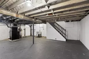 624 Elm Dr, Pittsburgh, PA 15147 - Photo 32