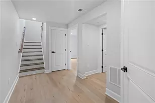 178 Breckenridge Ct, Cranberry Township, PA 16066 - Photo 12