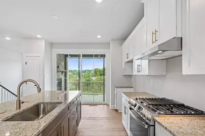 178 Breckenridge Court, Cranberry Township, PA 16066 - Photo 4