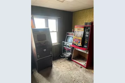 1316 Skyline Dr, Hermitage, PA 16148 - Photo 12