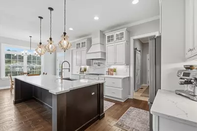 241 Tamarack Dr, Adams Township, PA 16046 - Photo 10