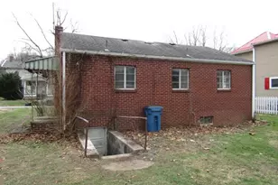 1353 Front St, Moon/Crescent Twp, PA 15046 - Photo 4