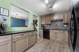 3106 Laurel Ridge Cir, Bridgeville, PA 15017 - Photo 12