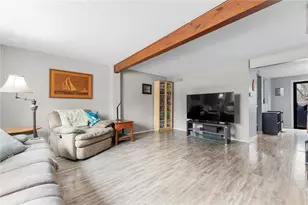 3106 Laurel Ridge Cir, Bridgeville, PA 15017 - Photo 6