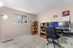 3106 Laurel Ridge Cir, Bridgeville, PA 15017 - Photo 26