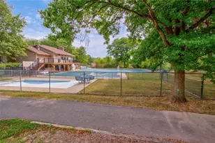 3106 Laurel Ridge Cir, Bridgeville, PA 15017 - Photo 36