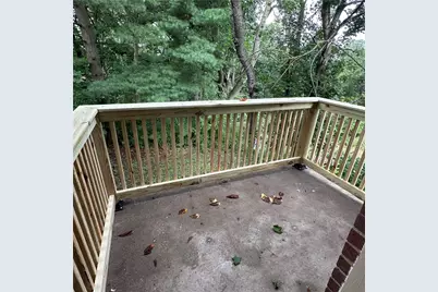 646 Tarragonna St, Pittsburgh, PA 15210 - Photo 10