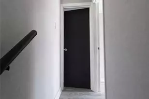 646 Tarragonna St, Pittsburgh, PA 15210 - Photo 6