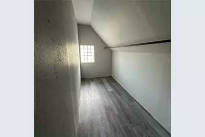 646 Tarragonna St, Pittsburgh, PA 15210 - Photo 8