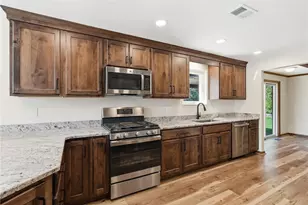 217 Thornberry Dr, Pittsburgh, PA 15235 - Photo 10