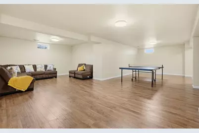 2601 Syracuse Ct, Pittsburgh, PA 15143 - Photo 38