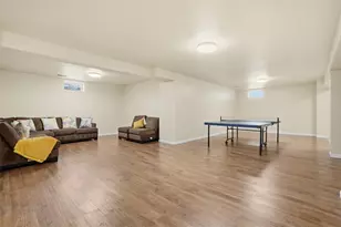 2601 Syracuse Ct, Pittsburgh, PA 15143 - Photo 38